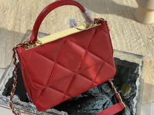 Top designer di lusso di qualità Borse rosse Borse a catena nere Borse a tracolla singole Borsa tote Stile classico Grande capacità Moda semplice in pelle Originale Hot 2022