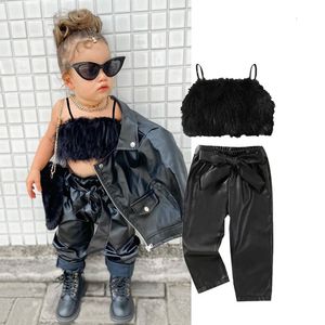 Set di abbigliamento 1 5Y Bambini Ragazze Vestiti estivi Bambino Tinta unita Fluffy Senza maniche Crop Top PU Pantaloni lunghi con cintura in pelle Completi per bambini 221118