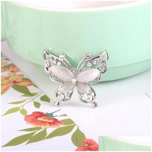 Pins Brooches Pins Brooches Brooch Fashion Beauty Women Gold Zinc Alloy Crystal Exquisite Flower Butterfly Insect Party Gift Drop D Dhgna