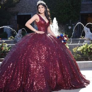 Burgundy Sequined Ball Hown платья Quinceanera v Neck Bling Bling Sweet 16 Prom Dress Promply Pageant Wearge Gowns wly935