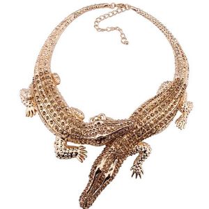 MANILAI Baroque Big Crocodile Necklaces Inlay Full Rhinestones Women Big Choker Statement Jewelry Bib G104192a