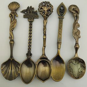 5Pcs Vintage Coffee Spoon Royal Style Bronze Carved Small Coffee Scoops Kitchen Dining Bar Flatware Cutlery Mini Dessert Spoons For Snack