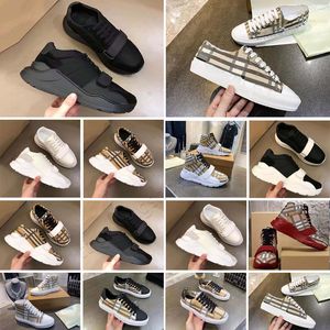 2023 Casual Shoes Trainers Shoe Fashion Trainer Sneakers Real Leather Classic Plaid Berry Stripes Man Woman Bur Color Bar
