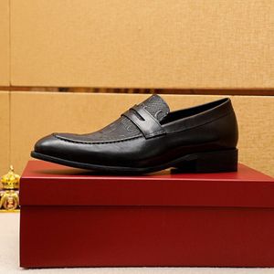 2022 Men's Dress Shoes Fashion Groom Wedding Shoes Formal Genuine Leather Oxfords Men Brand Business Casual Loafers Size 38-45 mkjkkk000002