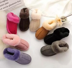 Designer AUS 2022 Snöskor för kvinnor Varm plattform australiensisk känga inomhus Australien Tazz Slipper House Sko Vinter Lazy Fur Booties