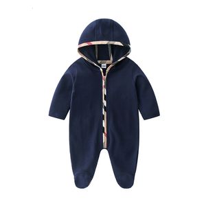 Rompers Spring and Autumn fashion born Baby Clothes Cute Long Sleeve Unisex Cotton Plaid stripes Hooded girl boy Romper 221117