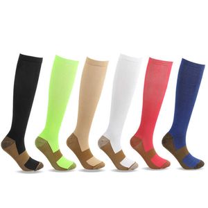 Spor çorapları unisex sıkıştırma çorapları erkekler için kadınlar için en iyi mezun olmuş uçuş seyahati artışı stamina dolaşım kurtarma çorabı T221019