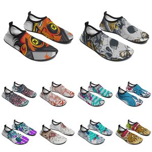 Sapatos de água personalizados para homens e mulheres, design de animal de desenho animado, palavra diy, preto, branco, azul, vermelho, treinador masculino 079