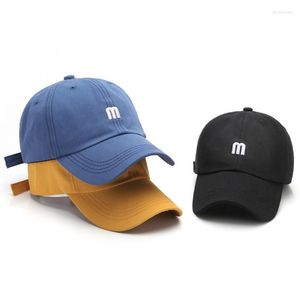 Cappellini da baseball Cappello M Lettera Ricamo All-match Tesa curva in cotone Soft Top Cappellino da sole Moda Semplice Berretto da baseball unisex femminile Danza