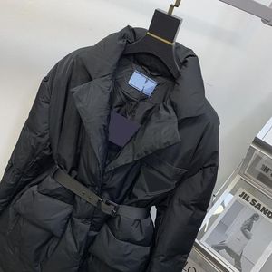 Designer Klassieke Damesjas Parka's Donsjas Mode Korte jasstijl Slank korset Dikke outfit Windjack Zak Buitenmaatse dame Warme jassen damesparka zwart ya1