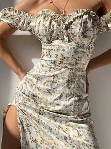 Casual Dresses Summer Floral Off Shoulder Puff Sleeve Maxi Dress for Woman Robe Sexig snörning Side Split Chic Midcalf Eesthetic Dress 221119