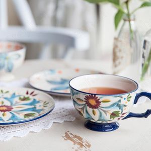 Talerze Vintage Ręcznie malowany ceramiczny kubek Chińska nowoczesna bohemijska filiżanka kawy z tacą naczynia owocowe Maroko