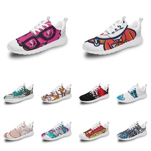 Homens Menino Sapatos esportivos personalizados Anime Cartoon Principal Design Diy Word preto branco azul vermelho Colorido ao ar livre Mens treinador 114