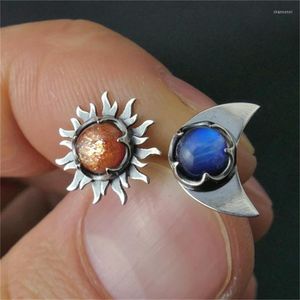 Stud￶rh￤ngen trendig personlighet design inlagd rubin sol safir m￥ne gotiska m￤n kvinnor asymmetriska metall present smycken