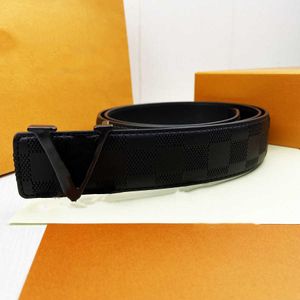 Designer Belt 2022 Luxury Women Men Belts Fashion Classical Black Red White Blue Smooth Buckle Real Leather Strap 3.8cm