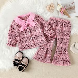 Completi di abbigliamento 0 4Y Bambini Ragazze Vestiti autunnali Manica lunga Bowknot Colletto Bottone Top Pantaloni svasati Bambini Abiti eleganti 221118