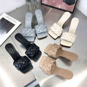 2021 Luxury Slides Women 7Cm Tacchi alti Ciabatte Fetish Sandali estivi Tacchi bassi Pantofole Prom Platform Stripper Scarpe moda blu J220716