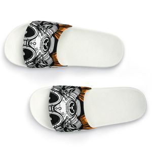 Sapatos personalizados DIY fornecem fotos para aceitar chinelos de personalização sandálias slide sanba mass feminino confortável