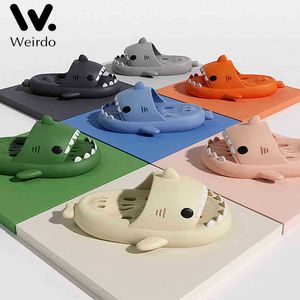 Dicke Unterseite Home Shark Form Wolke Hausschuhe Frauen Rutschfeste Plattform Badezimmer Rutschen Frau 2022 Sommer Sandalen Männer Flip-Flops J220716