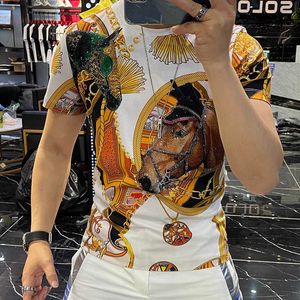 T-shirt da uomo 2021 Primavera coreano Bla Gold Slim Fit Stampa a perforazione a caldo Luxury Animal Tide Marca Rhinones T-shirt a maniche corte da uomo G221118