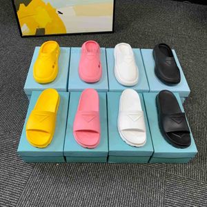 Pantoletten, Designer-Sandalen, Gummi-Slipper, Damen-Slipper, flache Slides, Schaumstoff-Gummi, Frühling, Sommer, Strand, mit Profilsohle, lässig, modisch, Herrengröße