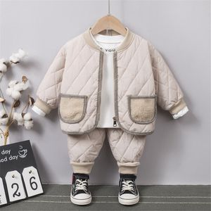 Inverno Neonati maschi Vestiti per ragazze Parka a maniche lunghe Cappotti Pantaloni 2 pezzi / set Abiti in cotone Abbigliamento per bambini Tenere al caldo Tuta da ginnastica