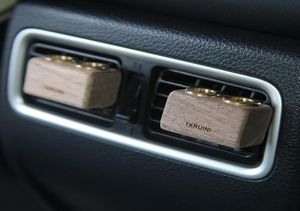 Освежающий воздух деревянных автомобилей оригинальный дизайн духи аромата вентиляционного отверстия Запах