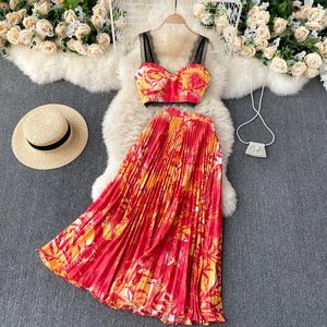 Casual Dresses Two Piece Set Women Yellow Floral Printed Crop Tank Tops Sleeveless Camisole Elegant High Waist Pleated Skirts Holiday