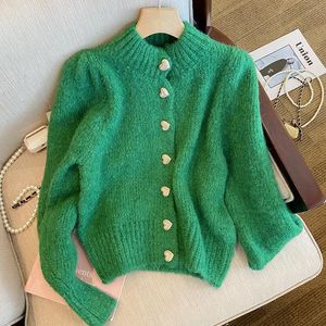 Cardigan Mulheres de malha verde Cardigan Sweaters caem meio colarinho alto casual doce 2023 moda coreana roupas de inverno novas casuais