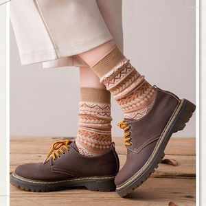 Women Socks Vintage Classic Patchwork Color Mönster Floral Grid Stripe Spring Autumn Winter Soft Casual Crew Sock 1 Pack