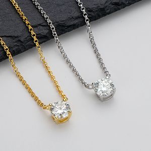 Pendant Necklaces Four Claws Round Necklace for Women 1 CT Diamond Choker 925 Silver Plated Gold Clavicle Chain Fine Jewelry 221119