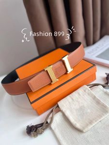 M￤nb￤ltesdesigner Mens och Woman Fashion Togo Leather Classic Reversible Belt Black Brown H Gold and Silver Buckle He071