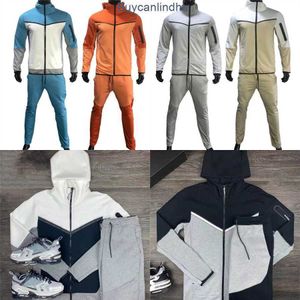 Mens Tracksuits Sportswear Jackets med byxor Choice Tracksuit Casual Jogger Suit 2 Piece Set Training Tech Wear Hoodie Asian Size Z7IV