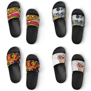 Мужчины женщины DIY Custom Designer Shoes с низким верхом Slides Skateboard Triple Black Customization UV Print