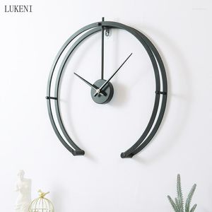 Wanduhren Nordic Luxus Home Dekoration Eisen Halbkreis Kreative Uhr Wohnzimmer Schlafzimmer 50 cm Hängende Dekorationen