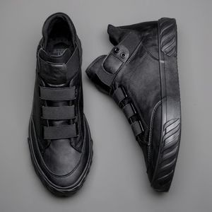 Торговые туфли мужская кожаная корейская тенденция удобная британская британская модная высокая топа кроссовки Moccasins 588 G 221119