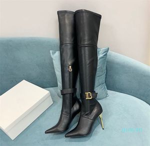 أزياء Boots للسيدات والأحذية المدببة الأنيقة الشتاء مثير فوق الركبة