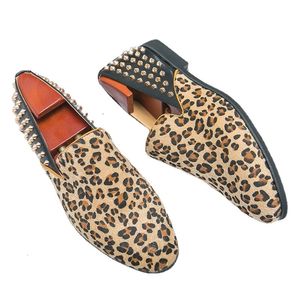 Dress Shoes Leopard Men Loafers Rivet Flock Breathable Slip-On Casual for with Zapatos De Hombre 221119