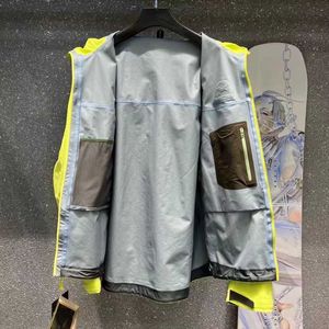 Designer-Sturmjacke für Herren und Damen, modisch, Hartschale, Kapuzenmantel, Paar, Outdoor, fluoreszierend grün, Windjacke, Sportbekleidung