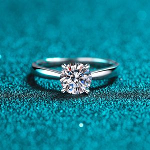 Solitaire Ring 925 Sterling Silver S for Women Diamond Band Plated PT950 Classic Fourclaw Fine Jewelry 221119