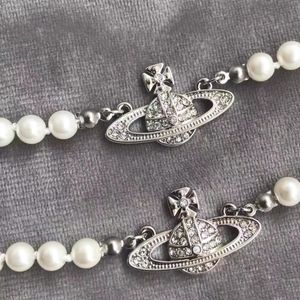Weihnachtsdekorationen High Version Kaiser Witwe Vivienne Saturn Perlenkette Frauen europäische und amerikanische trendige Modedesign Halskette Nana gleicher Stil