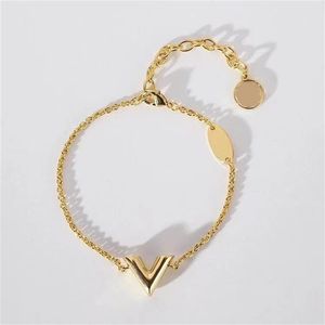 Modedesigner rostfritt stål smycken hängen halsband för kvinnor design smycken guld hals slitage fest tillbehör älskare halsband charm armband kedjor