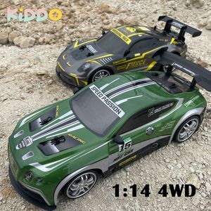 Auto RC elettrica 2 4G Drift Racing 1 14 4WD Telecomandi e camion Veicolo ad alta velocità Sport con luce Natale 221122