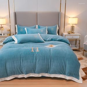 Bedding Sets Winter Plush Warm Thick 4-pc Set Double-sided Velvet Quilt Cover Bed Sheet Pillowcase King Size Home Textiles