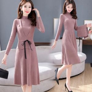 Two Piece Dress Office Lady Elegant Knitted Set Women Fall Fashion Turtleneck Sweater And V Neck Knit Vest Female Suit 221122