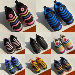 Buty dla dzieci Dynamo darmowe dziewczęta Prewalker Baby Sneakers Designer Trenerers prowadzący buty do koszykówki retro czarny dzieciak młodzież niemowlęta