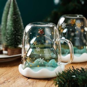 マグカップ二重層ガラスカップ厚いクリスマスツリースノーフレークシェイクリエイティブ3D透明コーヒーマグジュースチルドレンクリスマスギフト221122
