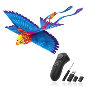 Animais elétricos RC Go Bird Remote Remote Flying Toy Flying Mini RC Helicopter Drone Tech Toys Smart Bionic Blapping Wings Birds for Kids Adults 221122