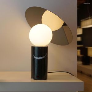 Lampy stołowe Nowoczesne marmurowe światło LED Light Glass SZKOLNE Podstawa EST Design Designer Lighting