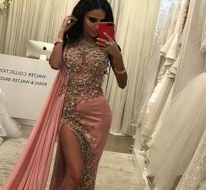 Glamoureuze Saoedi -Arabië Prom -jurk met chiffon wrap sprankelende pailletten kralen applique split avondjurk sexy satin mermaid pa9459179